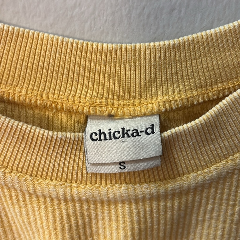 Chicka-d pullover - Picture 3 of 4